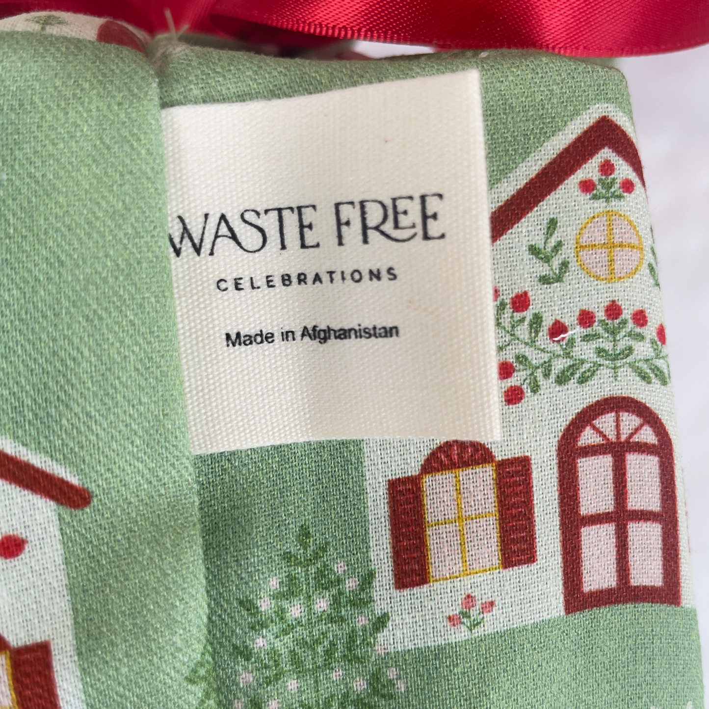 Folk Julandsby (Reusable Gift Bag Set)