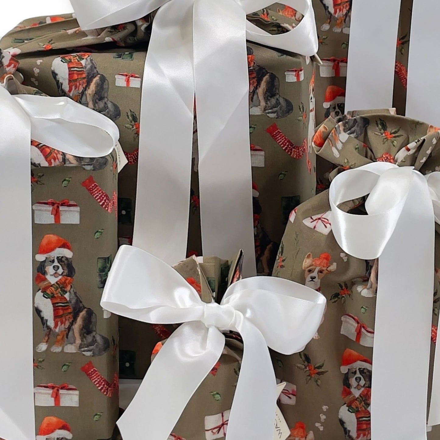 Pooches and Presents (Reusable Gift Bag Set)